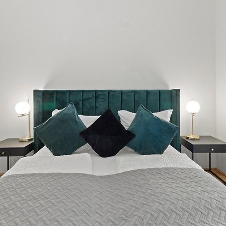 Balcony Apartment I 50 M² I Near City Center Viena Exterior foto